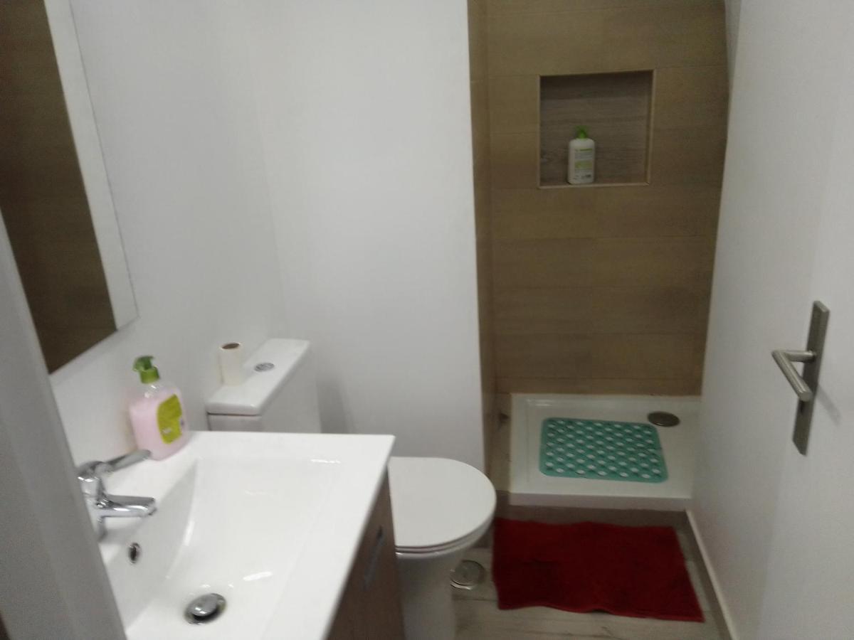 Guesthouse Marialva Park Corroios Bagian luar foto