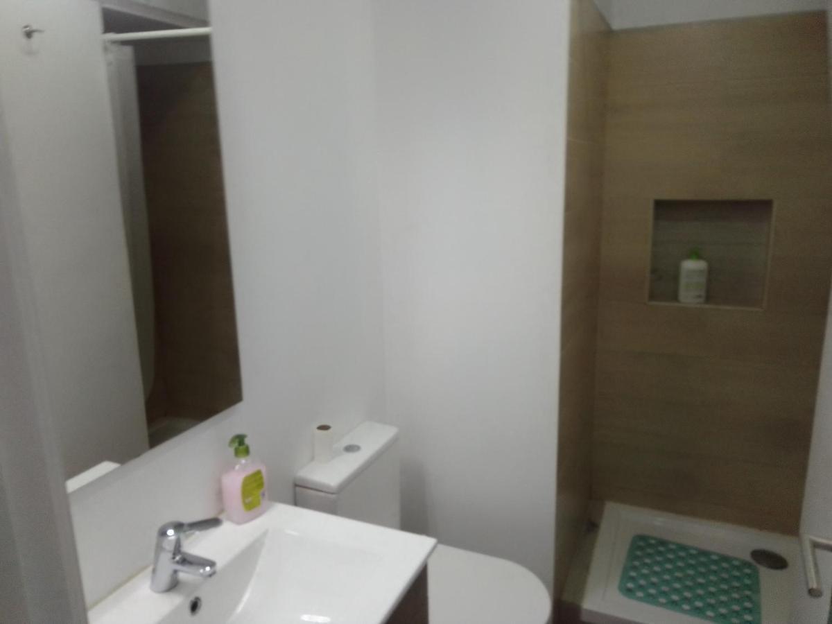 Guesthouse Marialva Park Corroios Bagian luar foto