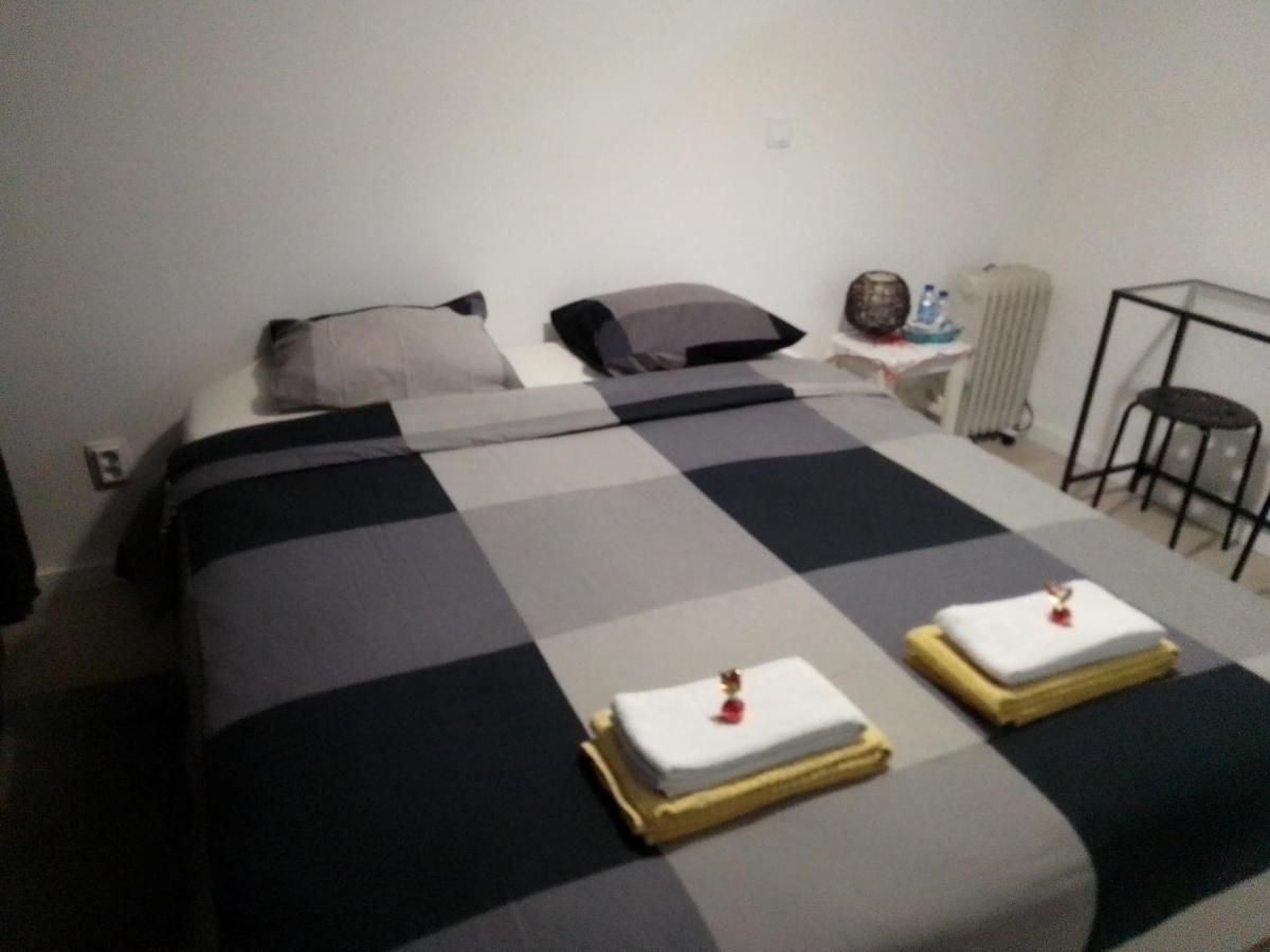 Guesthouse Marialva Park Corroios Bagian luar foto