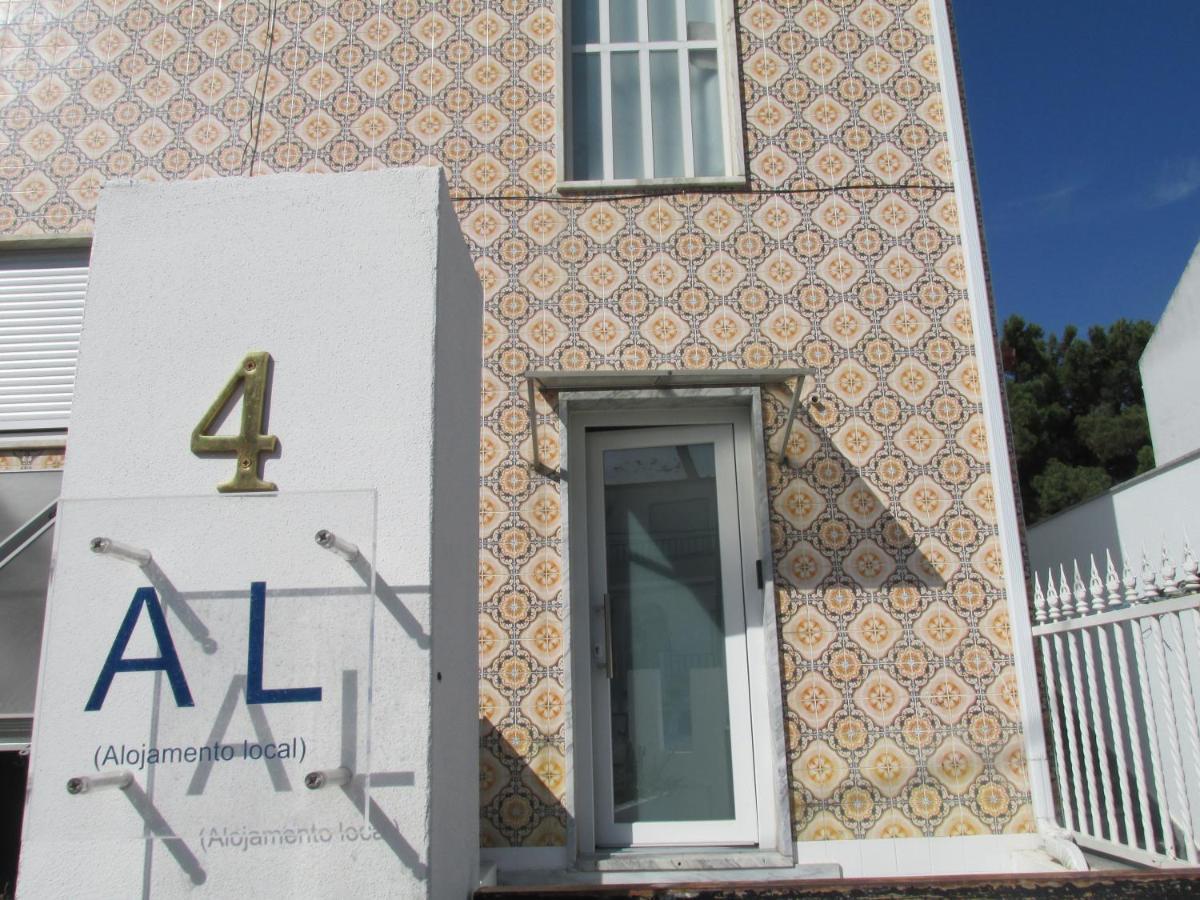 Guesthouse Marialva Park Corroios Bagian luar foto