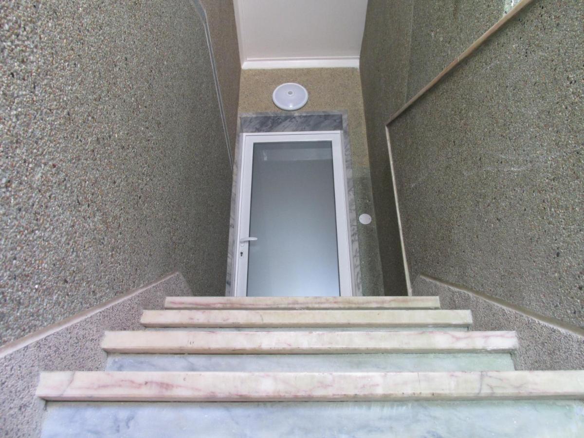 Guesthouse Marialva Park Corroios Bagian luar foto
